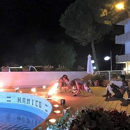 Ξενοδοχείο Amico 3*
